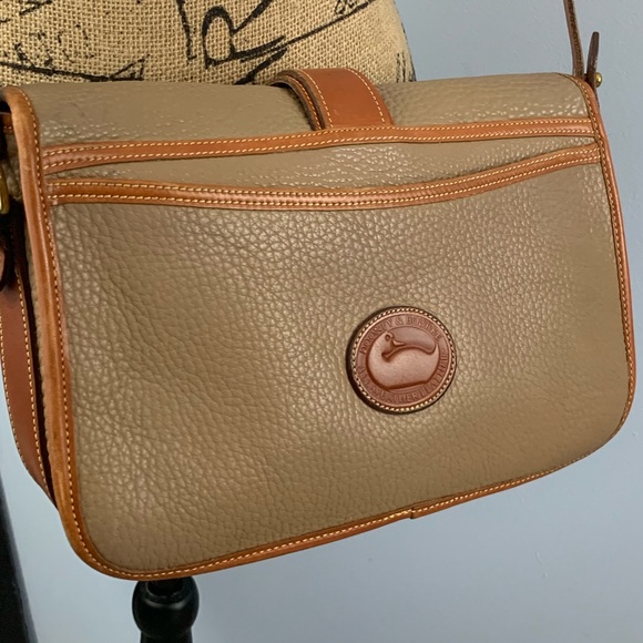 Dooney & Bourke pebbled leather shoulder/crossbody - Picture 5 of 8